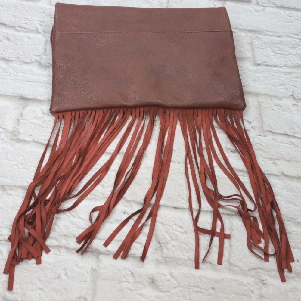 Street Level women's Clutch with fringe - Picture 5 of 6